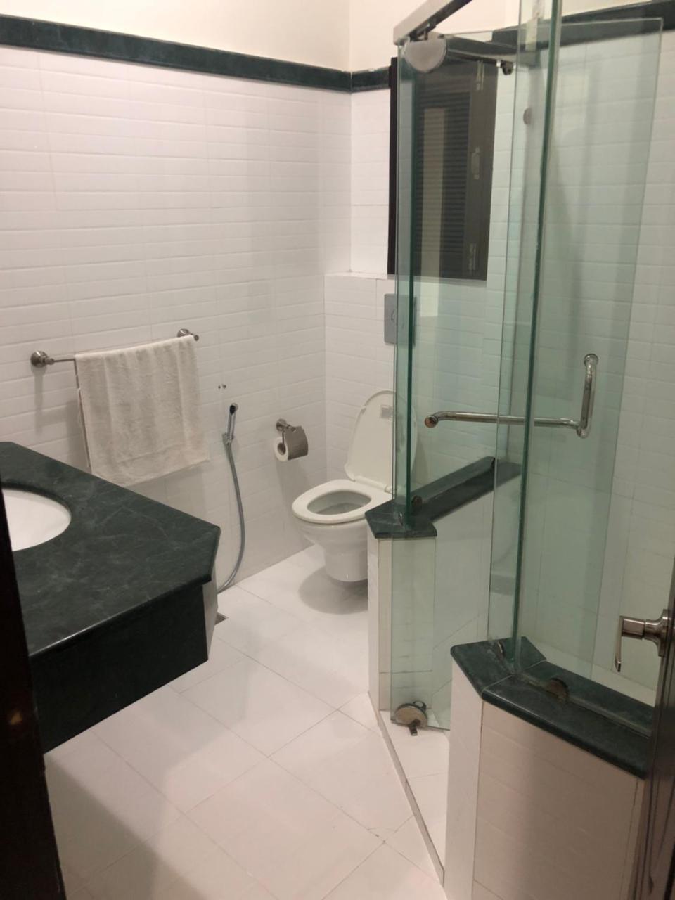 Sunset Suites Karachi Eksteriør billede