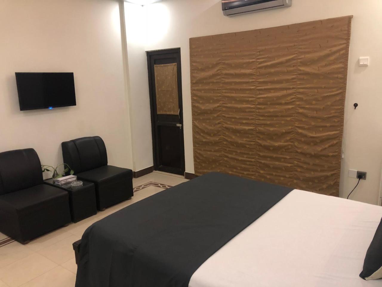 Sunset Suites Karachi Eksteriør billede