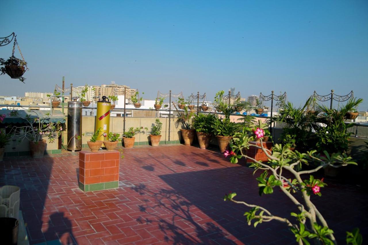 Sunset Suites Karachi Eksteriør billede