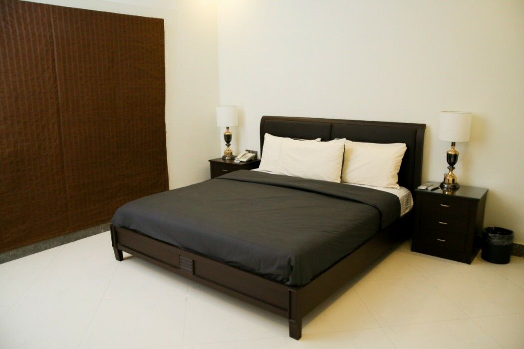 Sunset Suites Karachi Eksteriør billede